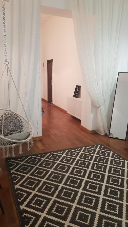 Silent Downtown Apartment 阿拉德 外观 照片