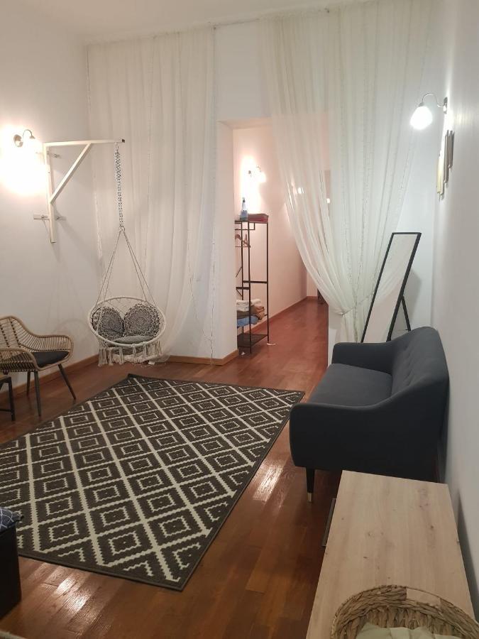Silent Downtown Apartment 阿拉德 外观 照片